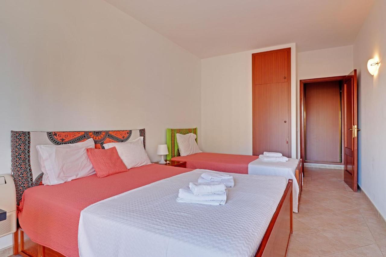 Praia Da Rocha Central 1 With Pool By Homing Portimão Exteriér fotografie